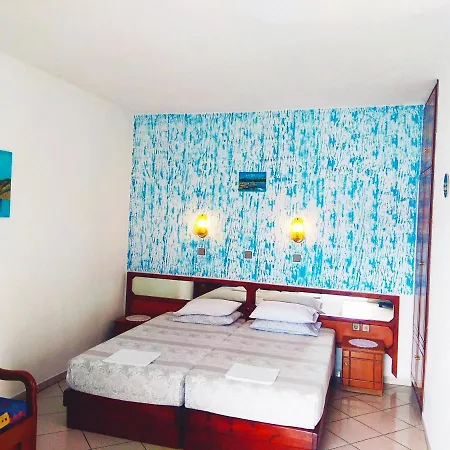 Maria * Chrisi Ammoudia